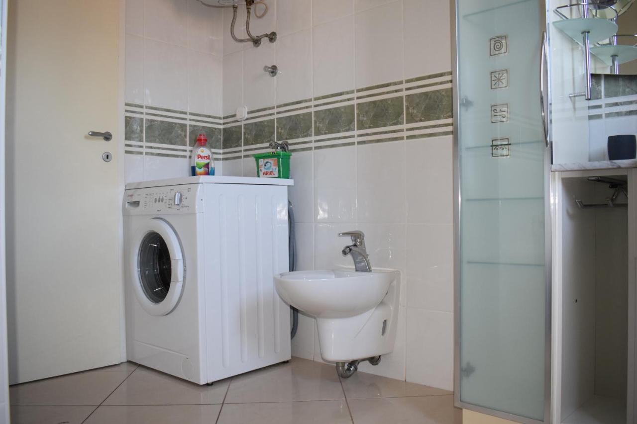 Apartment Vista Mare Malinska Dış mekan fotoğraf